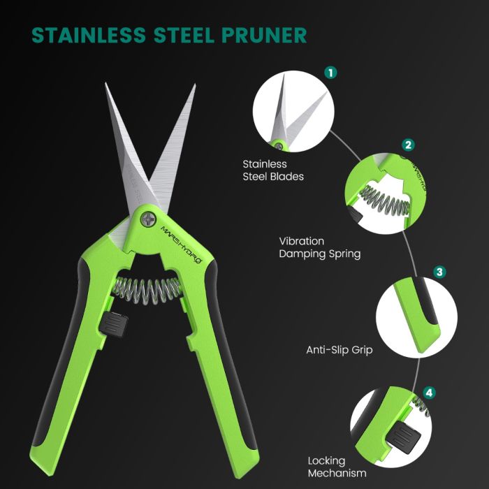 Übersicht des Lieferumfangs mit Grow Bags, Schere und UV-Schutzbrille.