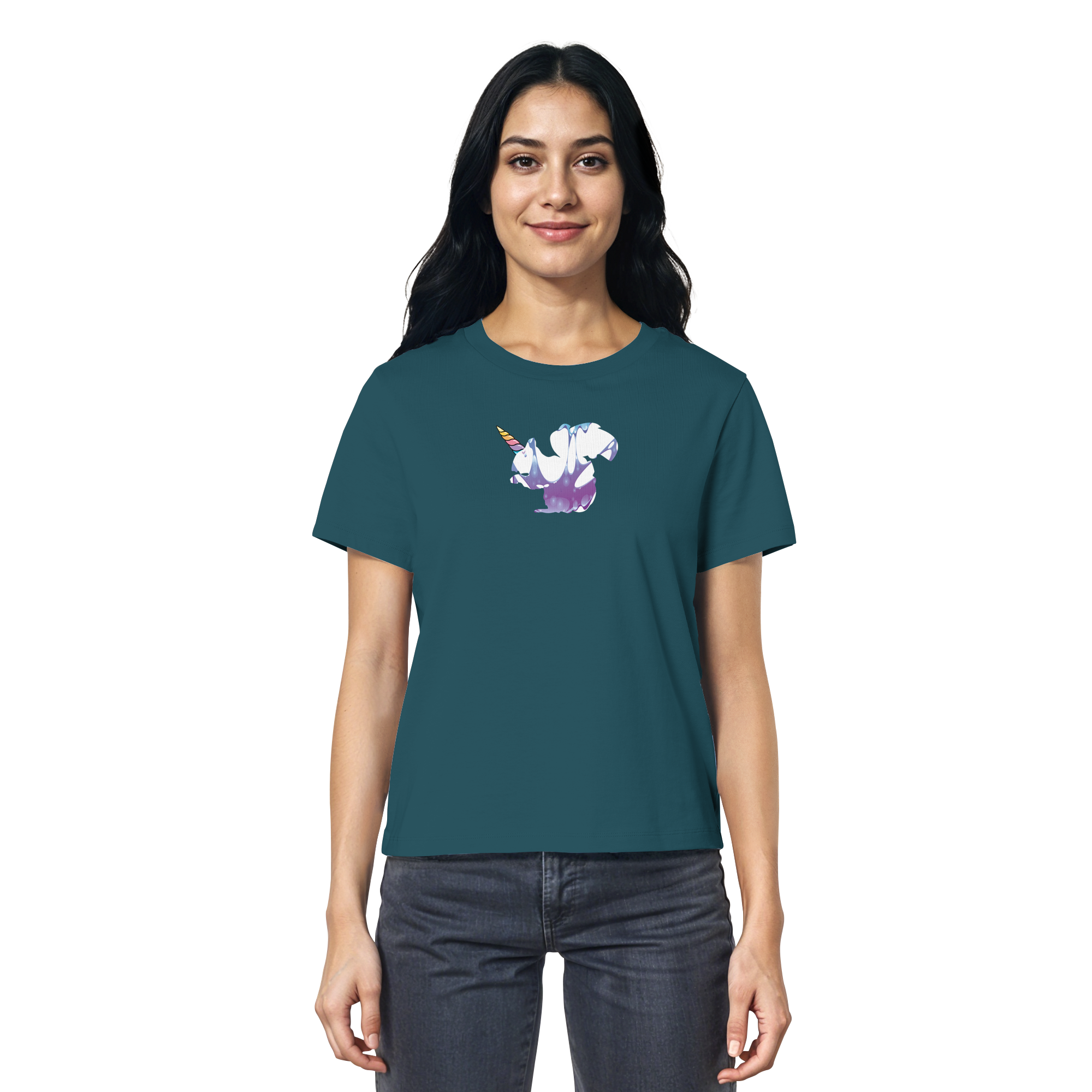 Das „Einhörnchen“-Shirt aus der eacygrow/Truemental-Kollektion – Ein Bio-Baumwollshirt mit einem kreativen Motiv-Mix aus Einhorn und Eichhörnchen in pastellfarbenen violetten und blauen Wirbeln.